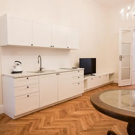 Daire Wetzlerov Dom *