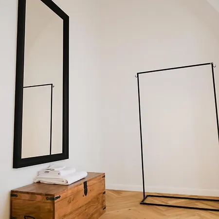 Wetzlerov Dom * 트르나바